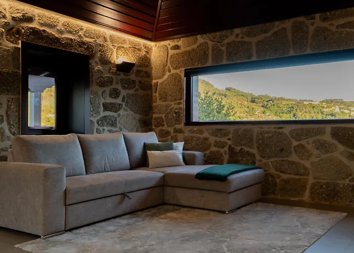 Casa Encosta Do Monte * Póvoa de Lanhoso