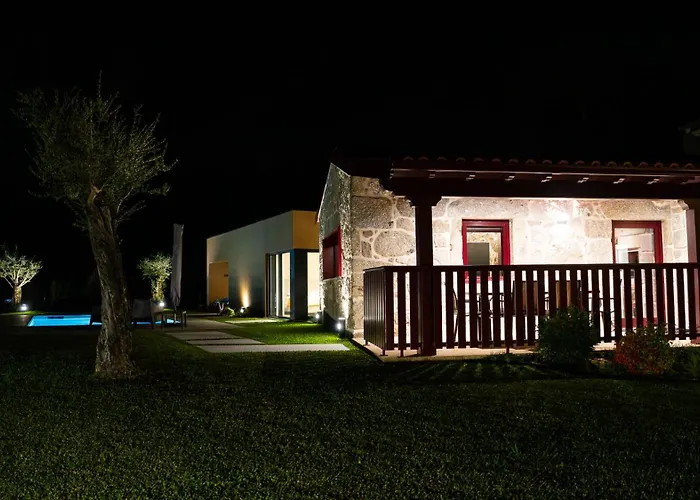 Casa Encosta Do Monte